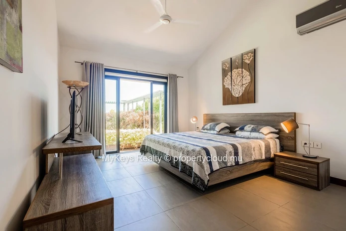 Spacious 4-Bedroom Villa for Rent - Tamarin