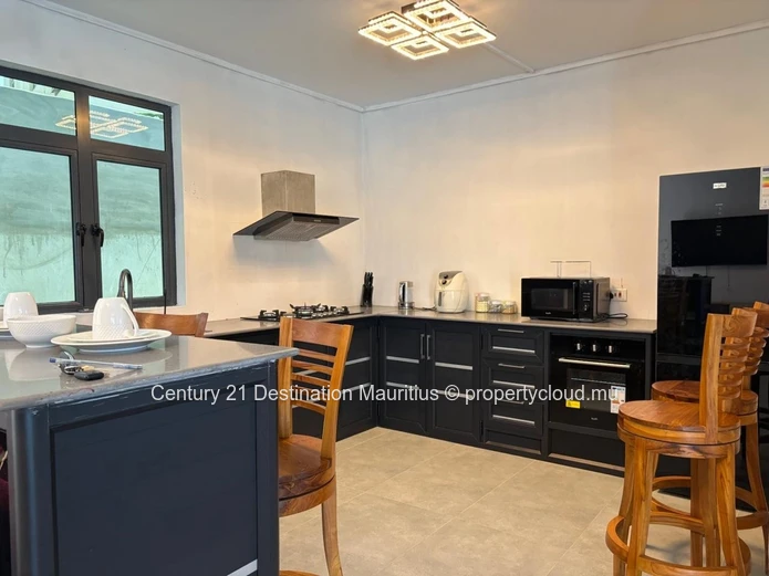 Brand New Family Home With Pool & Jacuzzi – North Coast