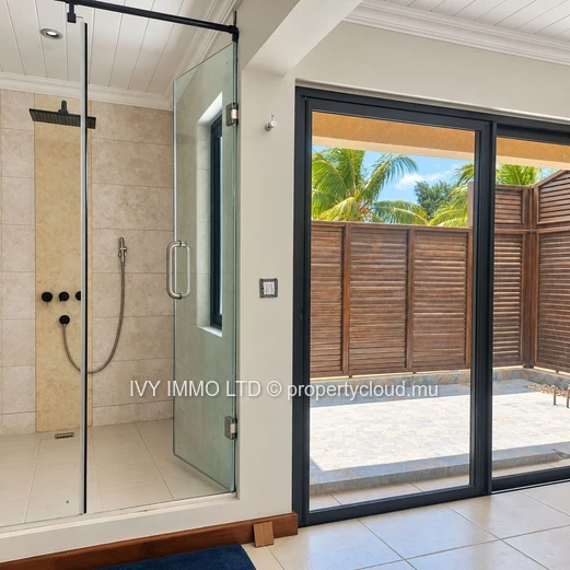 For Rent – Luxury 3-Bedroom Villa In Pereybere, North Coast