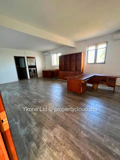 Commercial Premises For Rent At The Vale
