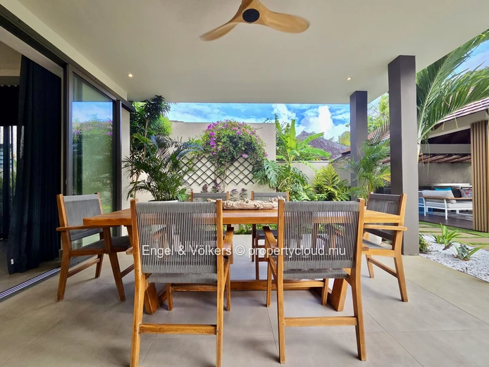 A Private Oasis in Mauritius's Vibrant North