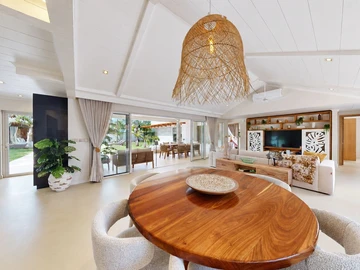 4 Bedroom Villa