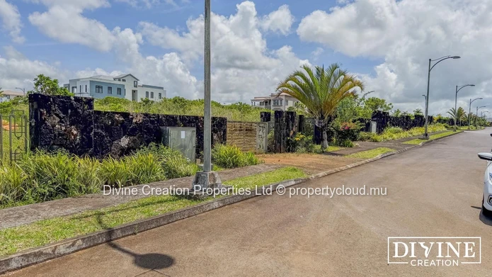 Morc Aurea – Gated Residential Land For Sale