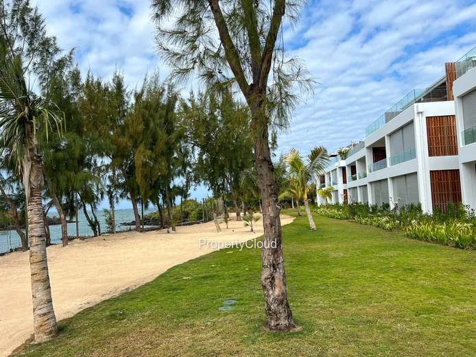 À Louer | Appartement Pieds Dans L’Eau De 3 Chambres | Grand-Gaube | Nord-Est De L’Île Maurice