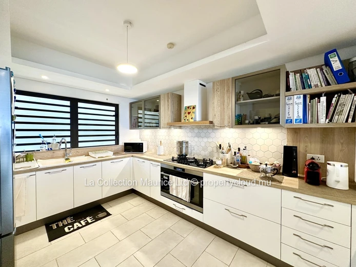 Duplex I Tamarin I Sea View