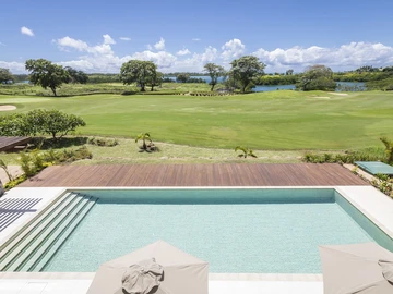 4 Bedroom Villa