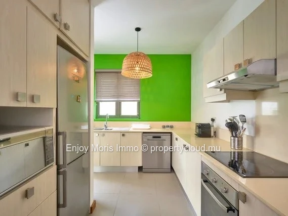 Stunning 3-bedroom apartment in Pereybère