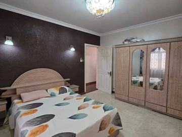 5 Bedroom Villa