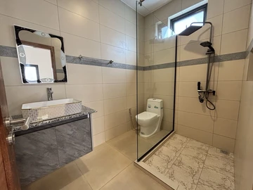 4 Bedroom Villa