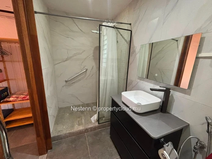 For rent – Charming ground-floor apartment in Bain Bœuf