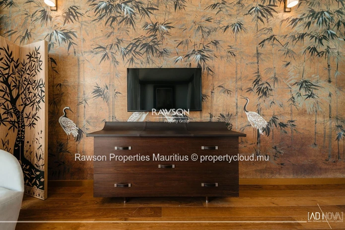 3 En-Suite Bedroom Penthouse | Seafront | Pereybere