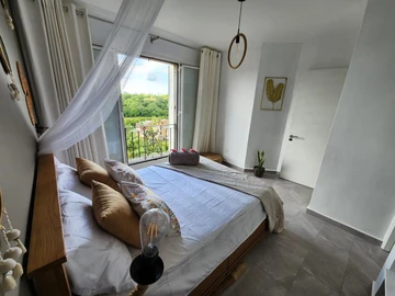 2 Bedroom Townhouse, Duplex