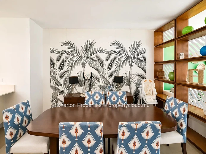 Three-bedroom Triplex in the heart of Péreybère, blending tropical elegance and Mauritian way of life