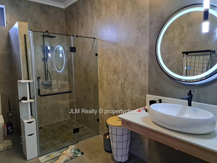 Modern 3-Bedroom Villa with Pool, Sea & Mountain Views, Flic en Flac, Mauritius