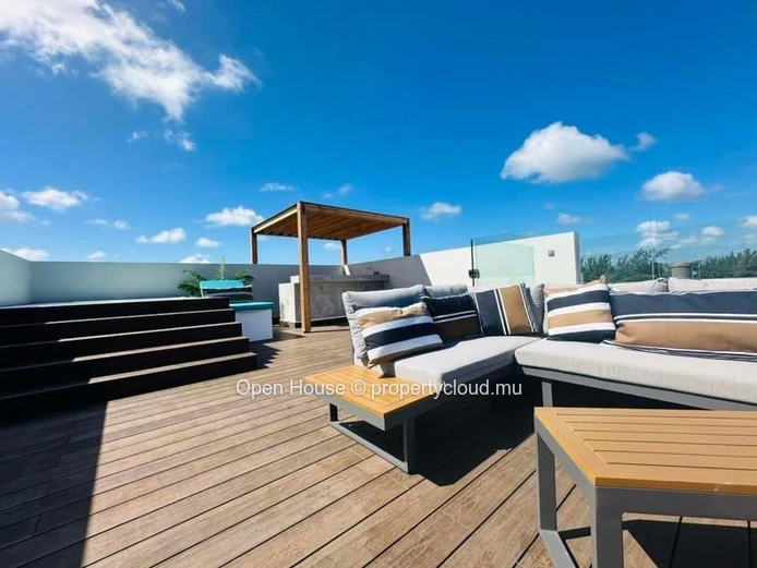 Location meublée - Penthouse 2 chambres - rooftop avec piscine privée - POINTE AUX CANONNIERS.