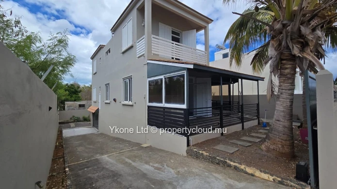 House For Sale In Flic en Flac