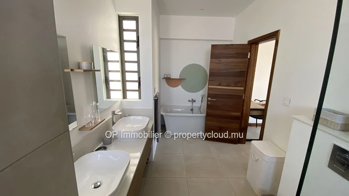 Maison meublée 3 chambres avec piscine à louer à Grand Baie