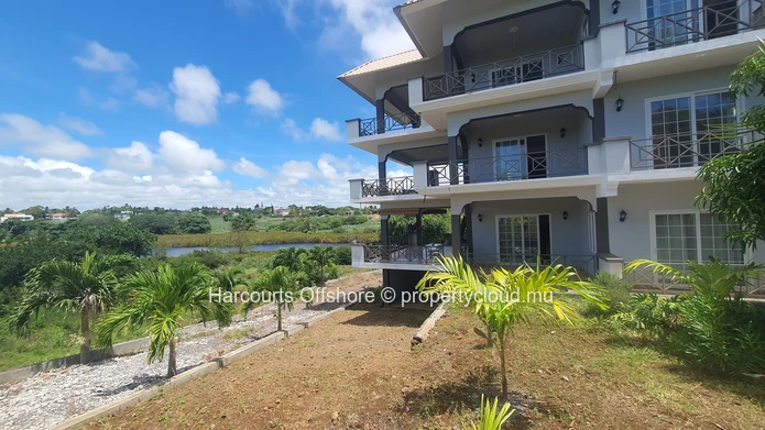 5 Bedroom Villa In Trou D'eau Douce