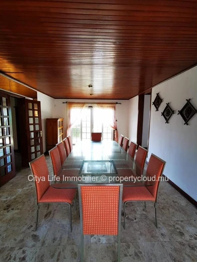 Luxurious Furnished House with Private Pool in Floréal - 560m² Living Area - Rs 120,000 rent