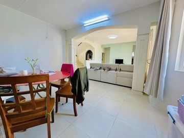 Maison de 4 Chambres