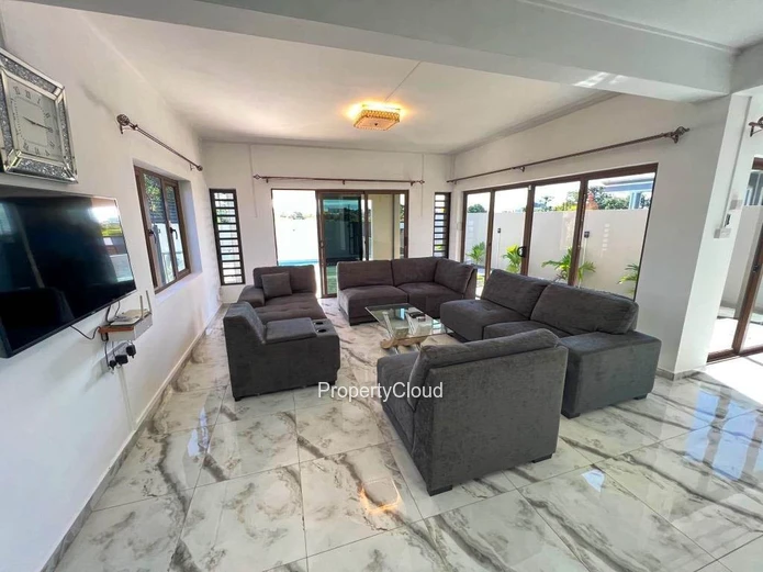 À Louer | Villa Moderne De 4 Chambres | Petit Raffray
