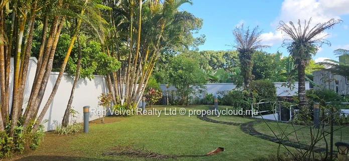 Maison de 4 chambres à vendre - Curepipe (Prix réduit)