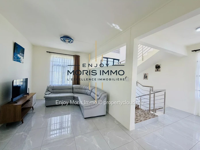 Villa moderne 4 chambres avec piscine à louer à Pereybère – Nord Île Maurice | Location longue durée