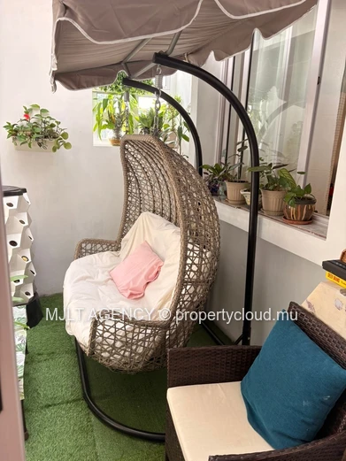 Two-storey house for sale, perfect for two families with independent living spaces