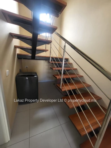 3-bedroom house with swimming pool for rent in Pointe aux Canonniers.