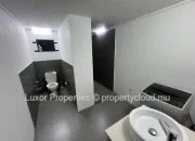 Modern 2-Bedroom Apartment for Long-Term Rent – Flic en Flac