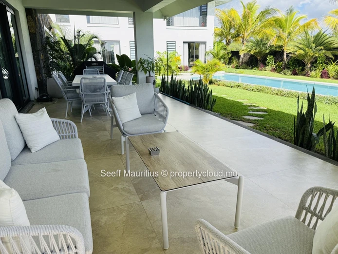 Elegant Family Villa in Bois Chandelle Mont Choisy