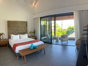4 Bedroom Villa