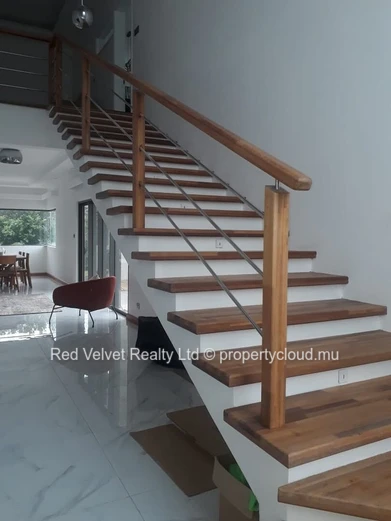 Spacious Family House for Sale in Hermitage | 4 Bedrooms