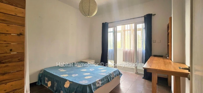 To rent: Apartment of 146 m² in Floréal