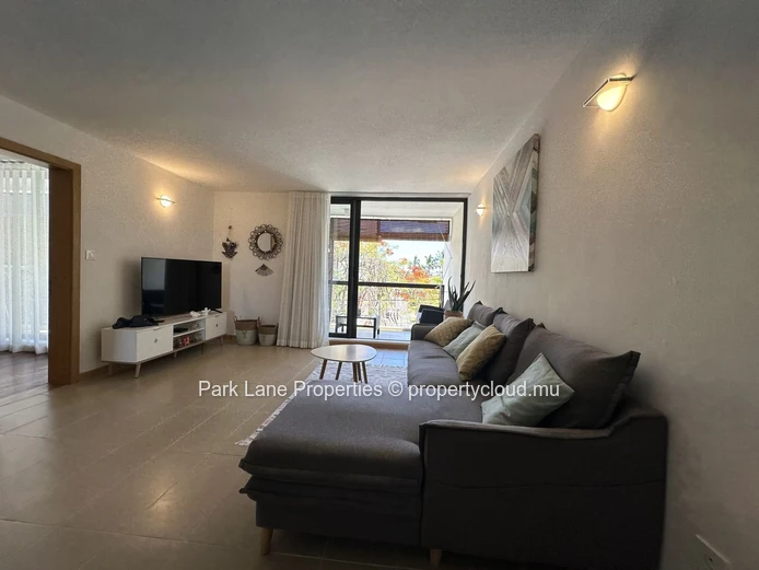 Spacious and modern apartment for Sale in Mon Choisy