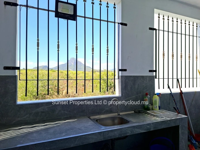 Brand-New Apartment | 3 Bedrooms | Sea and Mountain Views