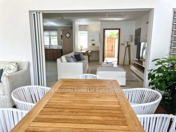 Stunning 3-Bedroom Villa in Grand Baie with Pool - Foreign Buyers Welcome!
