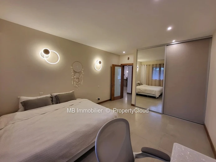 R+2 apartments for sale.