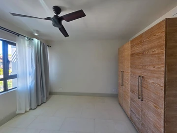 Townhouse, Duplex de 3 Chambres