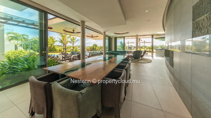 Paradise found: Luxe living 