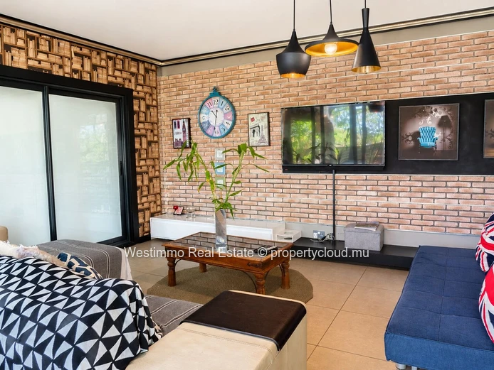 Maison d’architecte avec piscine à vendre à Flic en Flac