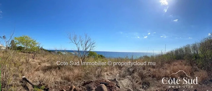 Beautiful Seaside Plot of Land in Albion, 583 m²