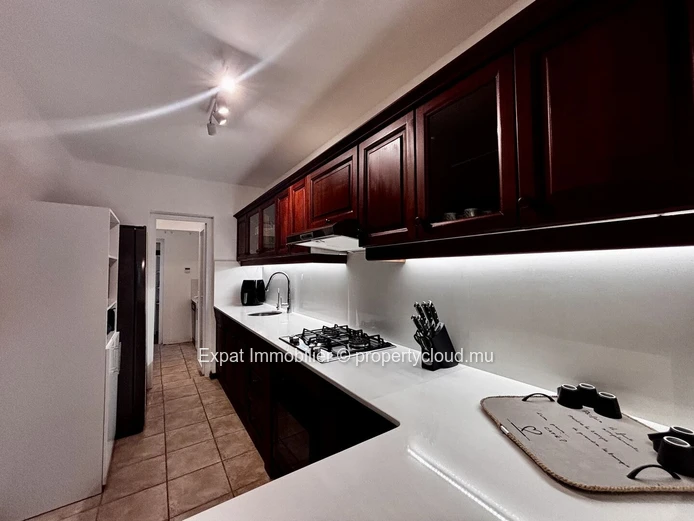 Charming Villa Just 100 Metres From The Beach – Secure Residence In Bain Boeuf