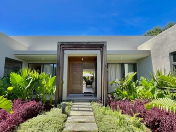 4 Bedroom Villa