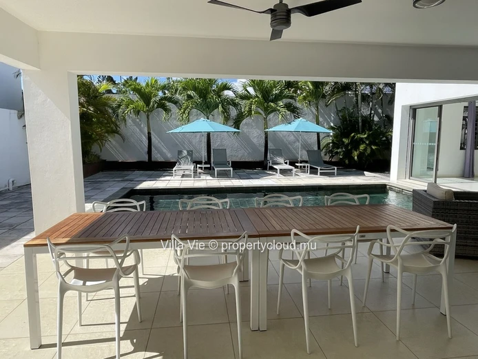 Péreybère - Magnifique villa de 4 chambres avec piscine privée
