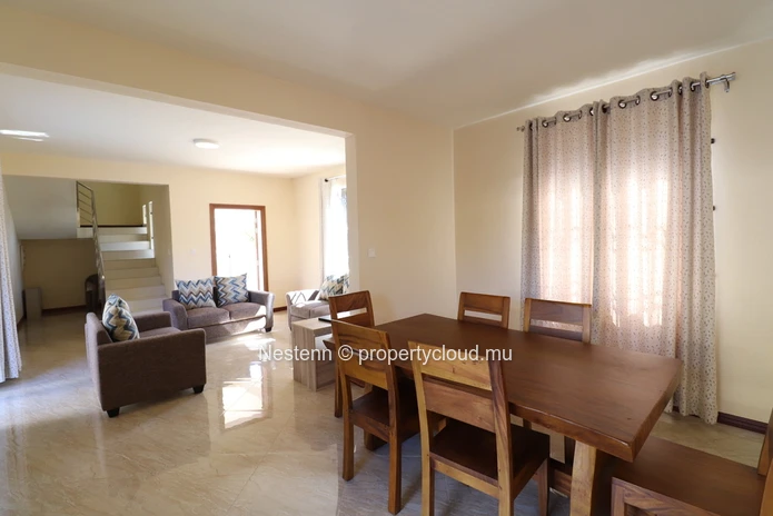 Villa moderne de 3 chambres proche de la plage qui vous offre le confort de travailler de chez vous