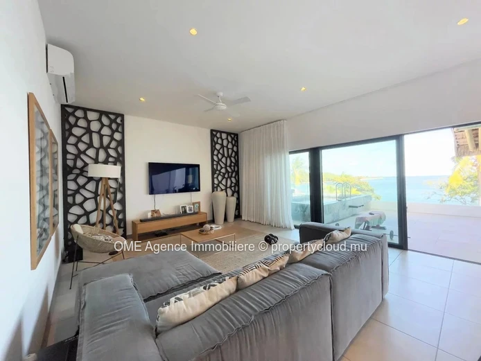 RIVIERE NOIRE - Penthouse en front de mer - 4 chambres