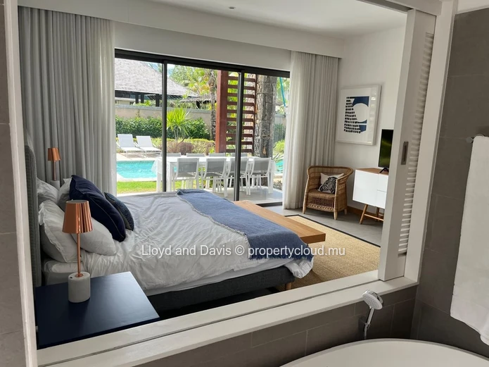 4-Bedroom Villa with Private Pool at Mythic Resort