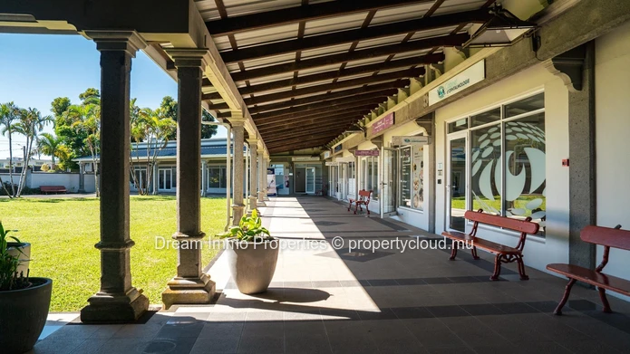 Appartements Modernes Avec Vue Degagee Sur Les Montagnes & La Ville A Floreal - Ile Maurice