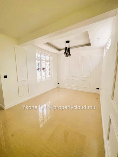 House For Sale In Flic en Flac